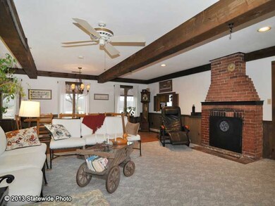 278 Sea View Dr, Warwick, RI 02889 - photo 4