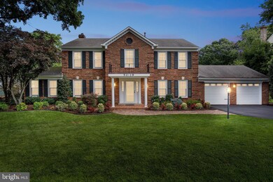 5019 Oakcrest Dr, Fairfax, VA 22030 - photo 6