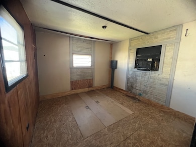 352 Baldwin Ave, Lakeland, FL 33815 - photo 5