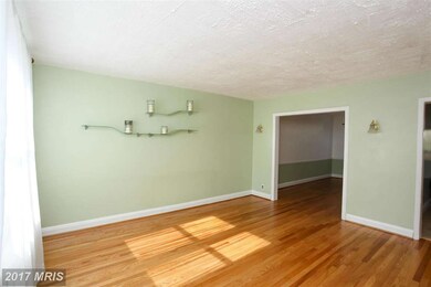 228 Linden Ave, Towson, MD 21286 - photo 4