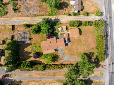 8550 Monument Dr, Grants Pass, OR 97526 - photo 5