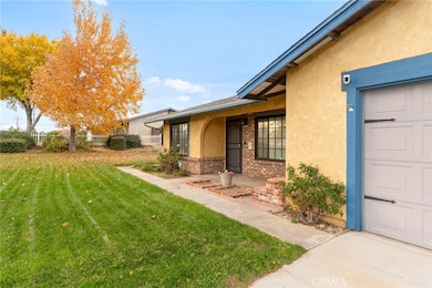 15712 Cashew St, Hesperia, CA 92345 - photo 4