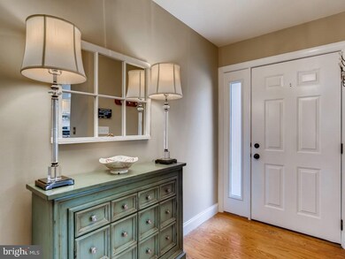 2221 Chapel Valley Ln, Lutherville Timonium, MD 21093 - photo 4