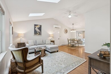 81 Gail Ln unit 81, Yarmouth, ME 04096 - photo 6