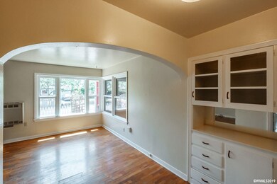 1073 13th Ave SW, Albany, OR 97321 - photo 5