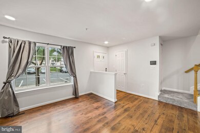 5606 Fishermens Ct, Clinton, MD 20735 - photo 6