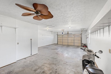 3911 Wild Flower Dr, Champaign, IL 61822 - photo 4