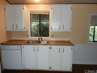 Dishwasher & Stainless Sink