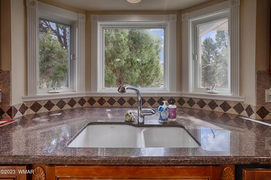 PAX_3643_HDR