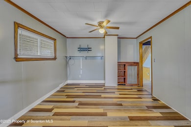 753 Dunmore St, Throop, PA 18512 - photo 5