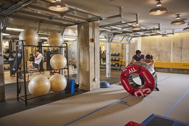 unlisted-address, New York, NY 10005 - photo 3