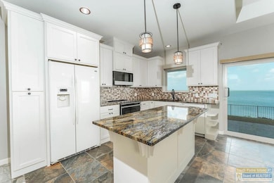 1320 N Shore Dr, Port Isabel, TX 78578 - photo 3