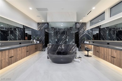 563 Grand Rim Dr, Henderson, NV 89012 - photo 4