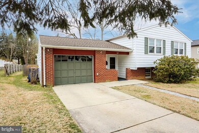 537 Weidman Ave, Reading, PA 19608 - photo 2