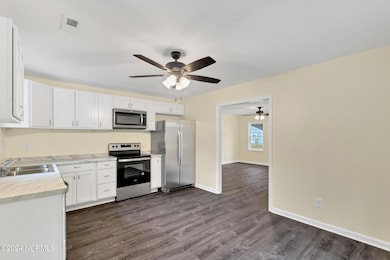 640 Walnut, Jacksonville, NC 28540 - photo 3