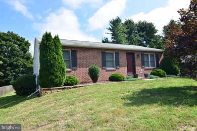 7248 Pommel Dr, Sykesville, MD 21784 - photo 2