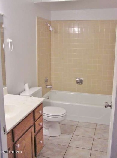 563 E Royal Palms Dr, Mesa, AZ 85203 - photo 6