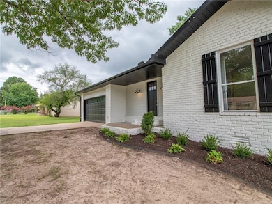 217 NW K St, Bentonville, AR 72712 - photo 3