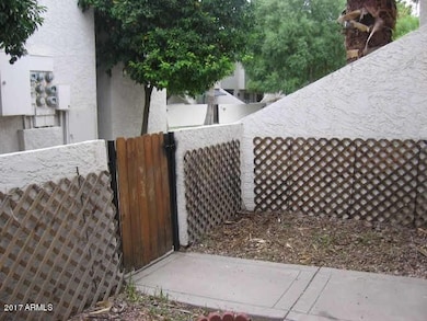 2121 S Pennington unit 49, Mesa, AZ 85202 - photo 3