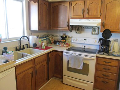 678 Brice Rd, Reynoldsburg, OH 43068 - photo 5