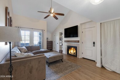 Entry/Living Room
