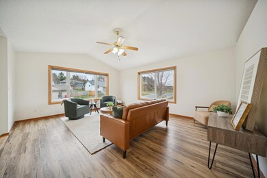 532 7th St SW, Pine Island, MN 55963 - photo 5