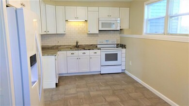 118 Walnut Hill Rd unit R, Derry, NH 03038 - photo 4