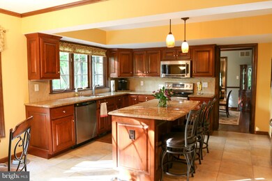 5692 French Ave, Sykesville, MD 21784 - photo 3