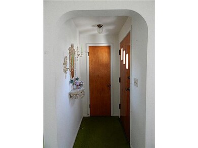 4216 Willis Blvd, Toledo, OH 43623 - photo 2