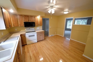 1040 25th Ave N, Fort Dodge, IA 50501 - photo 6