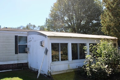 75 South St unit 3, Bernardston, MA 01337 - photo 4