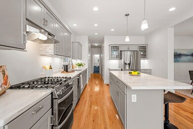 42 Winthrop Rd, Lexington, MA 02421 - photo 4