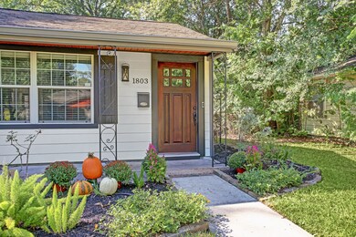 1803 Woodcrest Dr, Houston, TX 77018 - photo 6