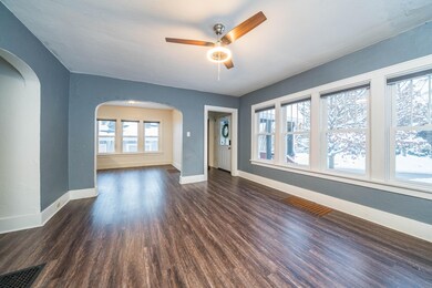 1248_Blakeslee_St_09