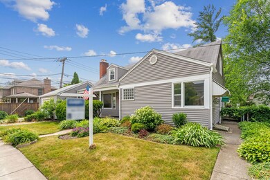 220 W Fremont Ave, Elmhurst, IL 60126 - photo 2