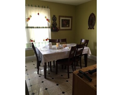 14 Lawton Ave, Lynn, MA 01902 - photo 5