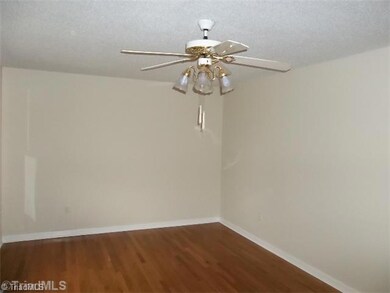 1st Bedroom.