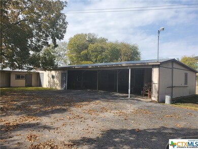 2105 River Rd unit B, San Marcos, TX 78666 - photo 6