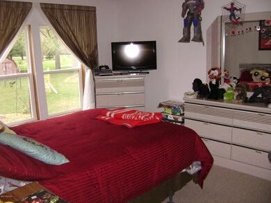 6711 Baseline Rd, South Haven, MI 49090 - photo 4