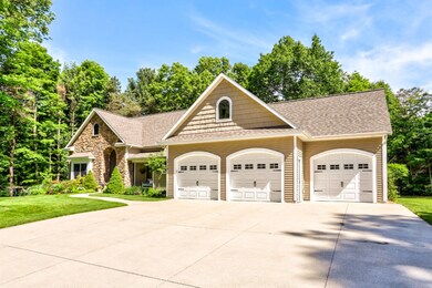 17201 Hiawatha Summer-29
