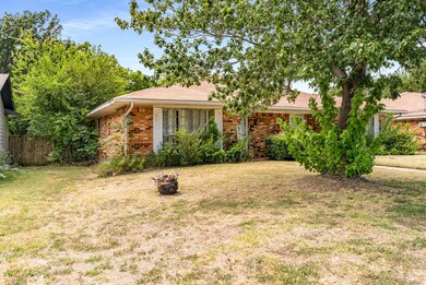 3024 Conflans Rd unit 3026, Irving, TX 75061 - photo 2