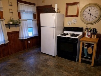 54 Waltham St, Pawtucket, RI 02860 - photo 5