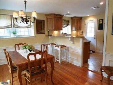 517 Eaton Rd, Drexel Hill, PA 19026 - photo 4