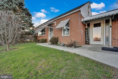 1082 W Leesport Rd, Leesport, PA 19533 - photo 3