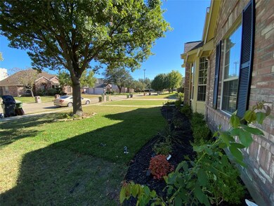 317 Shady Timbers Ln, Murphy, TX 75094 - photo 4