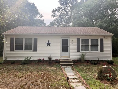 621 Old Barnstable Rd, East Falmouth, MA 02536 - photo 2