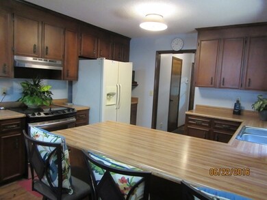 698 Fairmont Dr, Macon, GA 31210 - photo 5