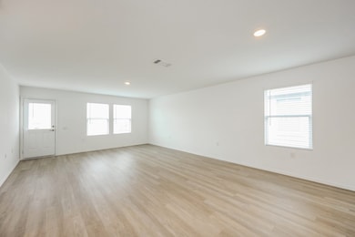 12050 Pewee, San Antonio, TX 78221 - photo 2