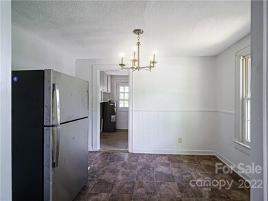 318 Harrill St, Statesville, NC 28677 - photo 2