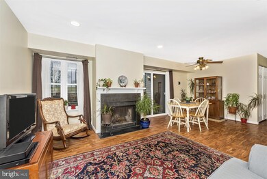 1602 Berry Rose Ct unit 1A, Frederick, MD 21701 - photo 5